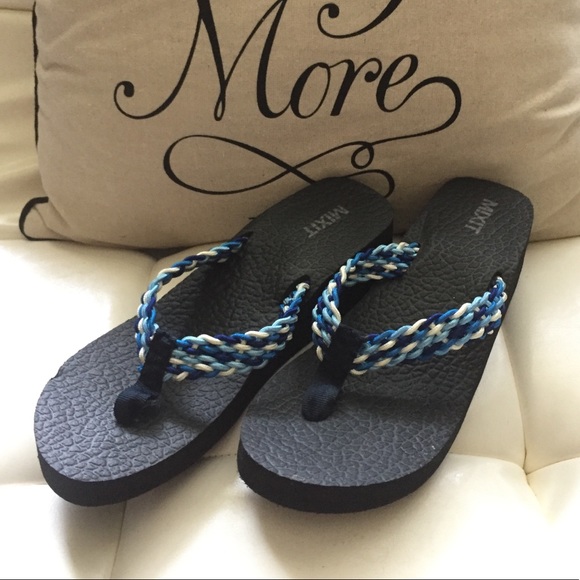 mixit wedge flip flops